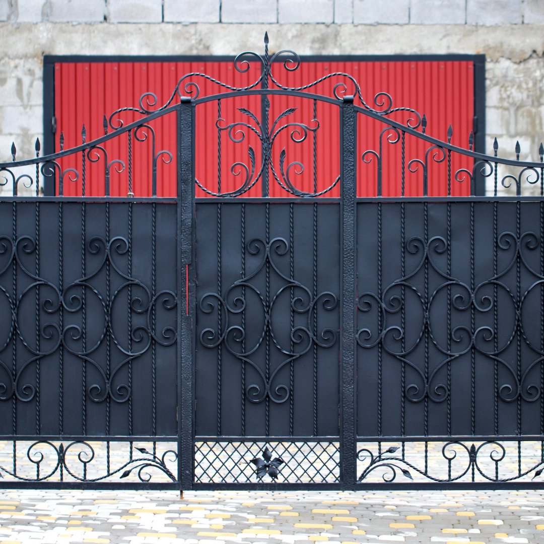 wrought-iron-gates-ornamental-forging-forged-elements-close-up-1080x1080